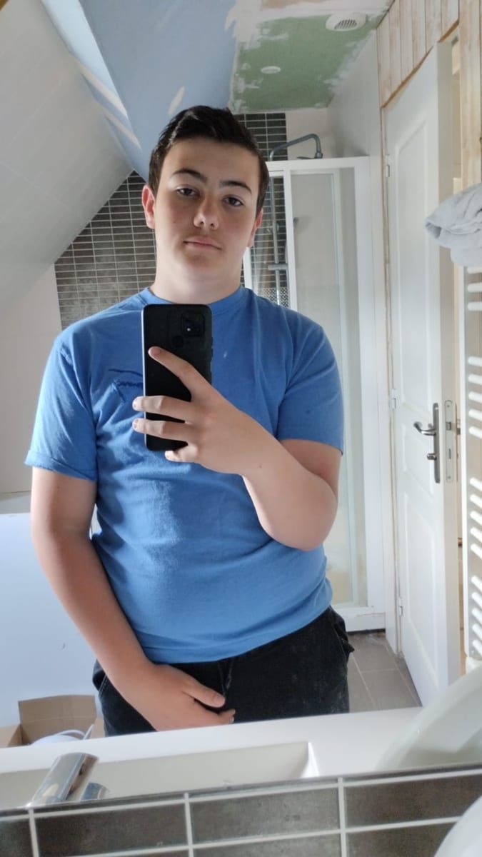 Profil de Lindo, 32 ans, Bars gay à Wettingen (Argovie)