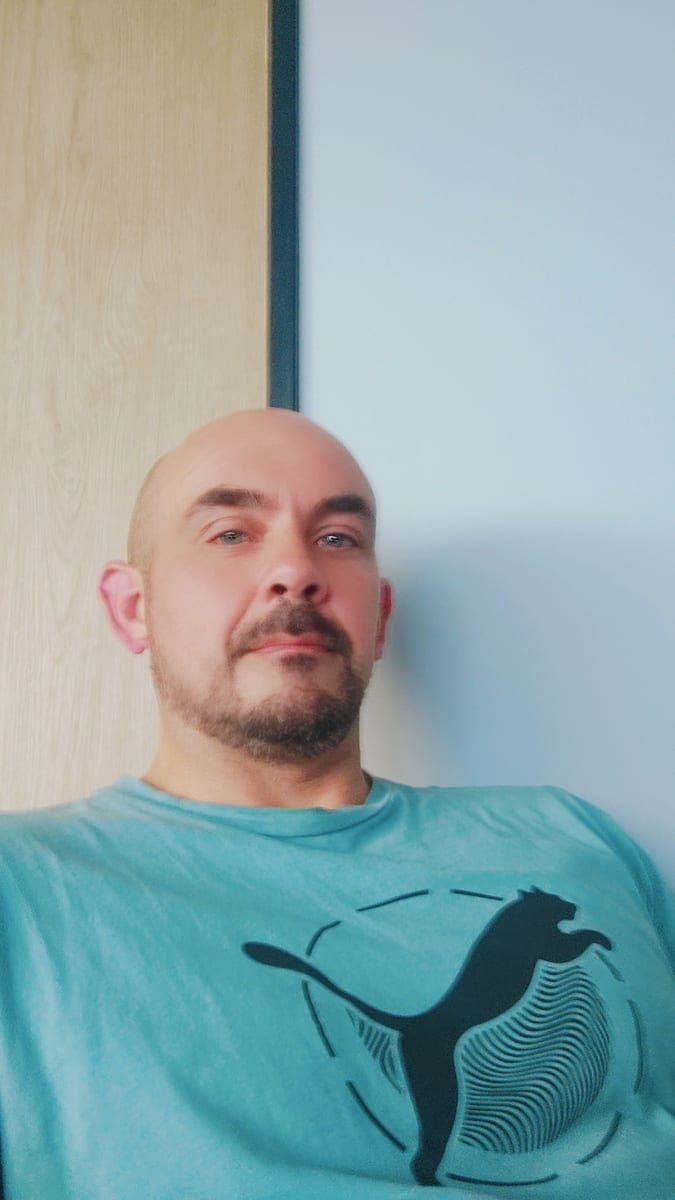 Profil de Landy, 40 ans, Bars gay à Jakobsbad (Appenzell Rhodes-Intérieures)