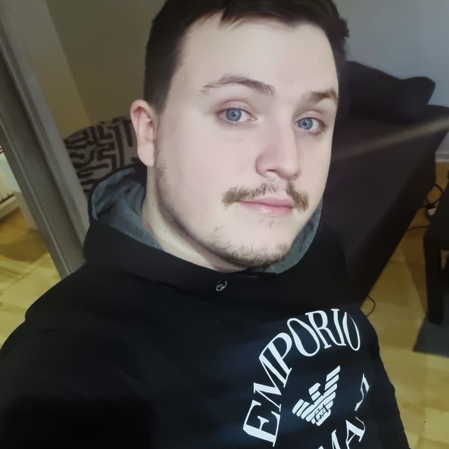 Profil de Tennessy, 40 ans, Bars gay à Rüti GL (Glaris)