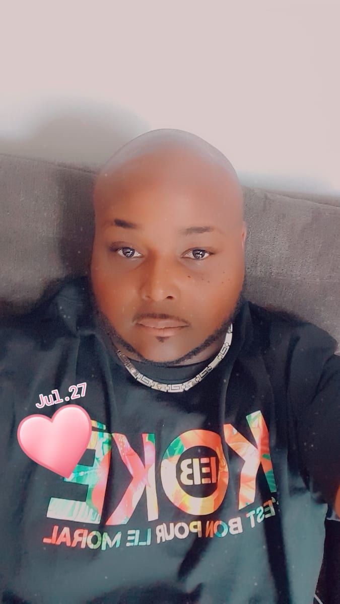 Profil de Timotey, 34 ans, Bars gay à Surava (Grisons)