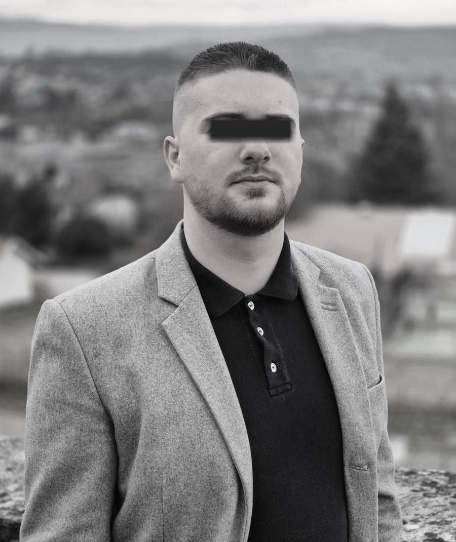 Profil de Ouanes, 42 ans, Bars gay à Frümsen (Appenzell Rhodes-Intérieures)