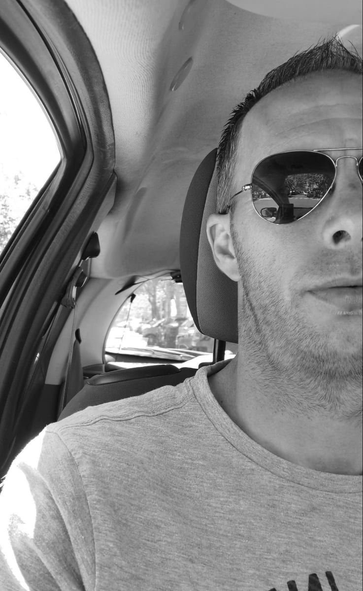 Profil de Dusko, 33 ans, Bars gay à Zullwil (Soleure)