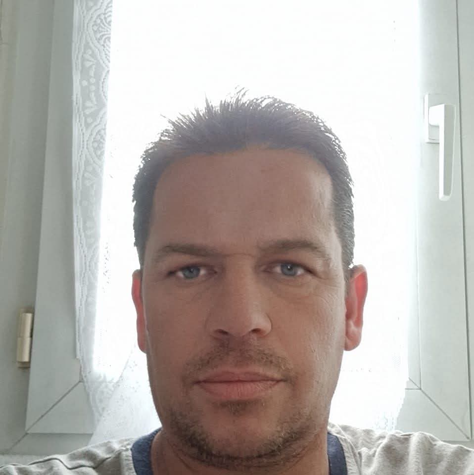 Profil de Steaven, 36 ans, Bars gay à Weier im Emmental (Berne)