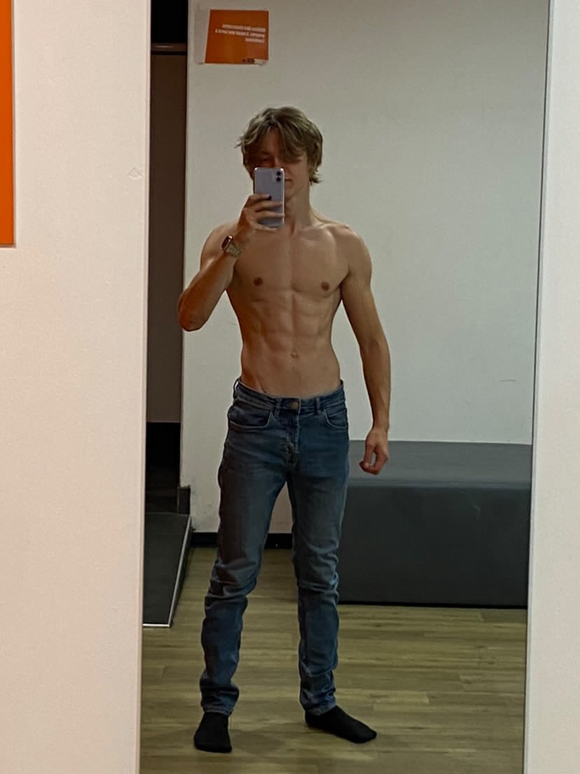 Profil de Bernardo, 30 ans, Bars gay à Riex (Vaud)