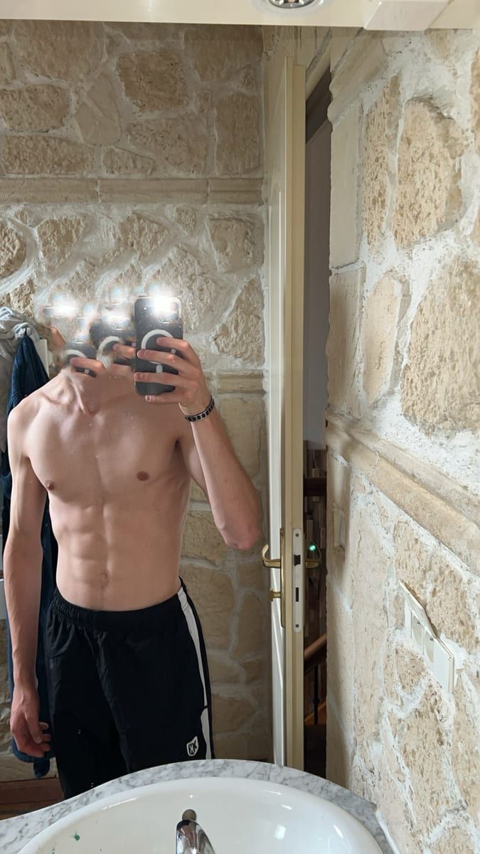 Profil de Meschac, 36 ans, Bars gay à Zuckenriet (Saint-Gall)
