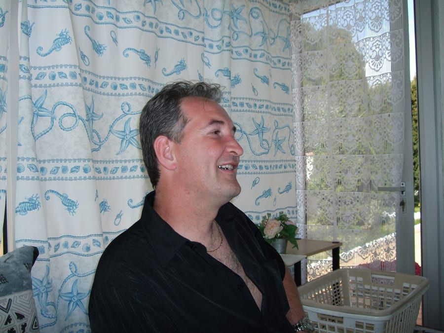 Profil de Thaï, 35 ans, Bars gay à Hallau (Schaffhouse)