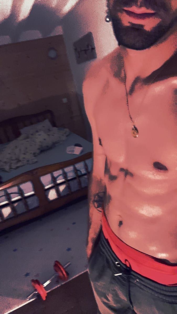 Profil de Mohcene, 43 ans, Bars gay à Wikon (Lucerne)