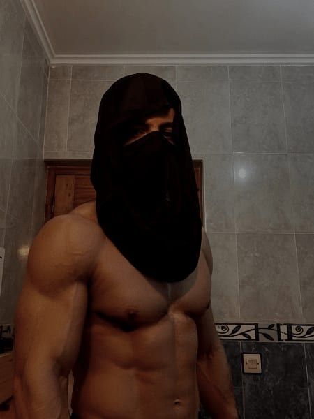 Kyriann - Bars gay à Grafenort Profil de Kyriann, 22 ans, Bars gay à Grafenort (Obwald)