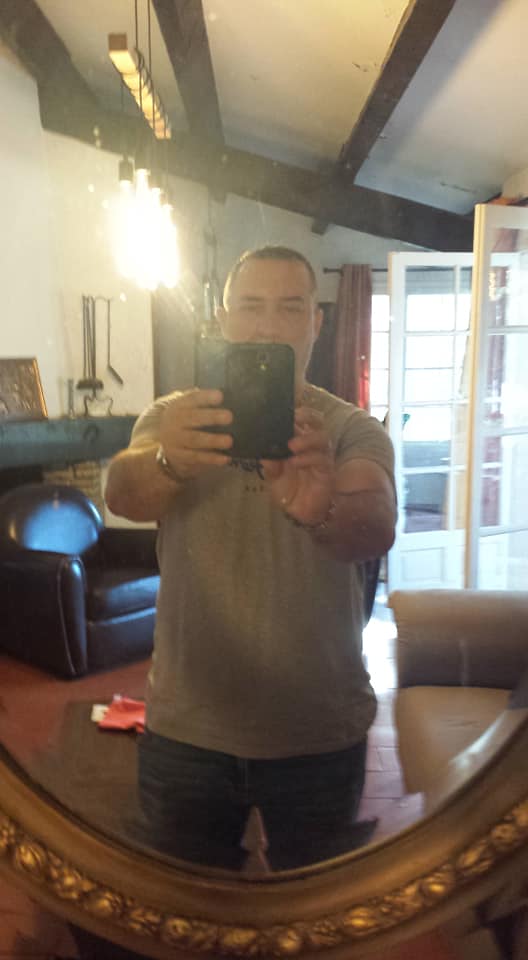 Profil de Labib, 44 ans, Bars gay à Zunzgen (Bâle-Campagne)