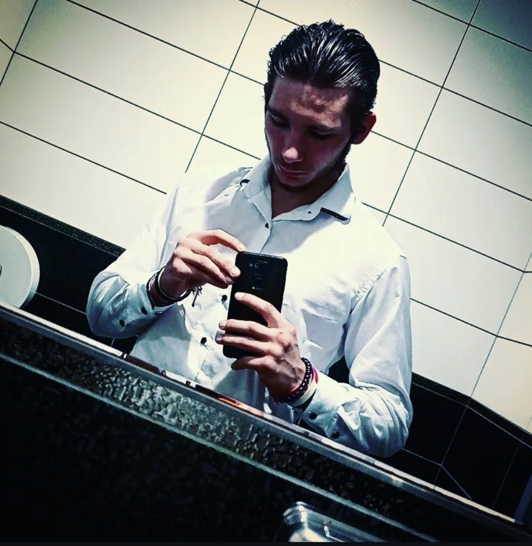 Profil de Elysee, 26 ans, Bars gay à Appenzell (Appenzell Rhodes-Intérieures)