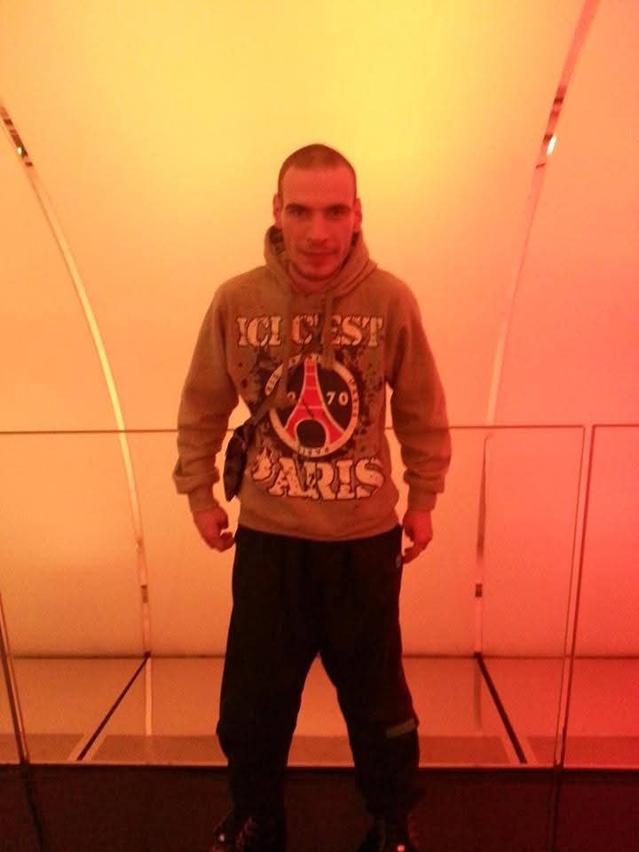 Allister - Bars gay à Kägiswil Profil de Allister, 37 ans, Bars gay à Kägiswil (Obwald)
