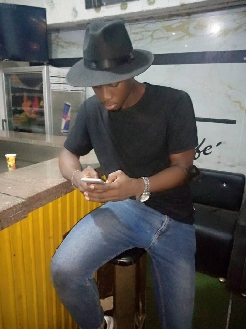 Profil de Issan, 32 ans, Bars gay à Weite (Saint-Gall)