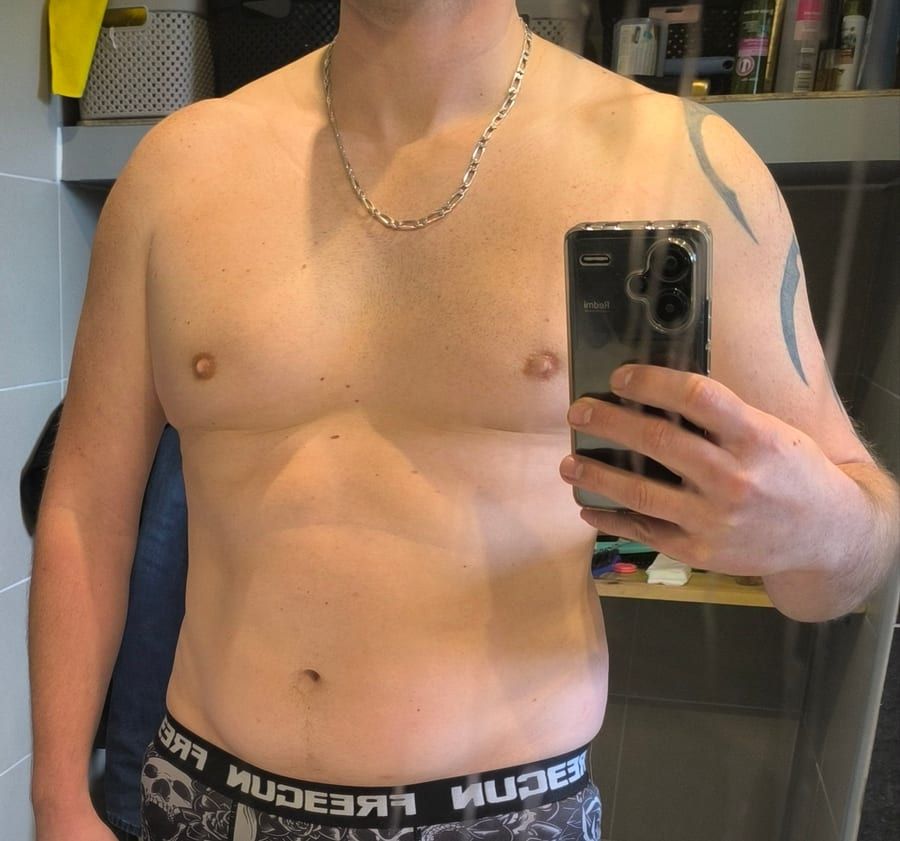 Profil de Efisio, 34 ans, Bars gay à Fahrweid (Zurich)