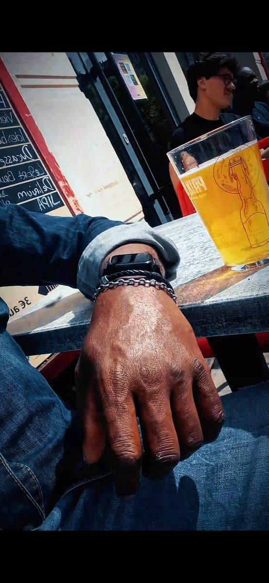 Profil de Alessio, 28 ans, Bars gay à Laconnex (Genève)
