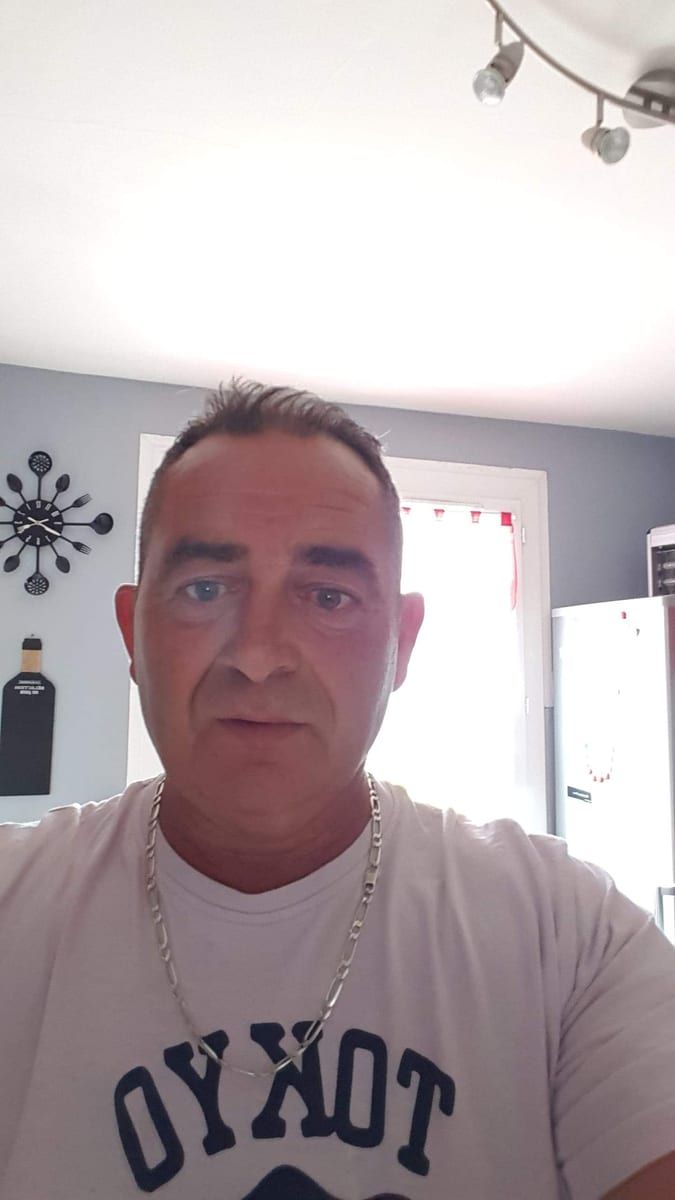 Magloire - Bars gay à Trogen Profil de Magloire, 37 ans, Bars gay à Trogen (Appenzell Rhodes-Extérieures)
