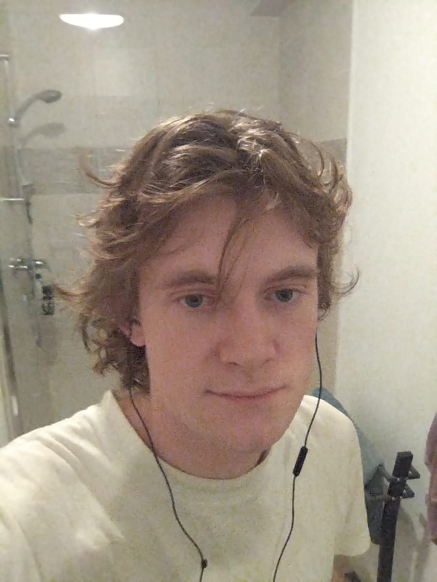 Beren - Bars gay à Wollerau Profil de Beren, 27 ans, Bars gay à Wollerau (Schwytz)