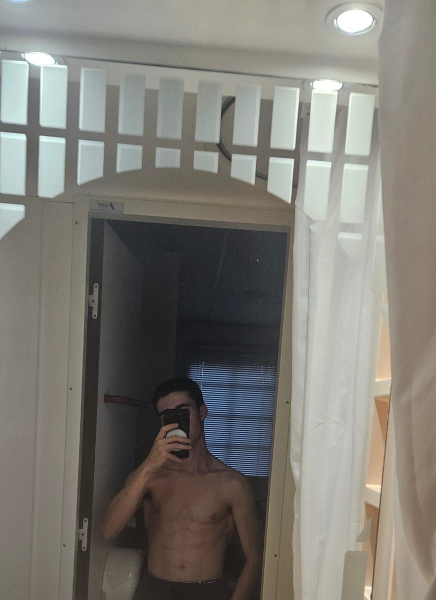 Profil de Adam, 36 ans, Bars gay à Chapelle-sur-Moudon (Vaud)