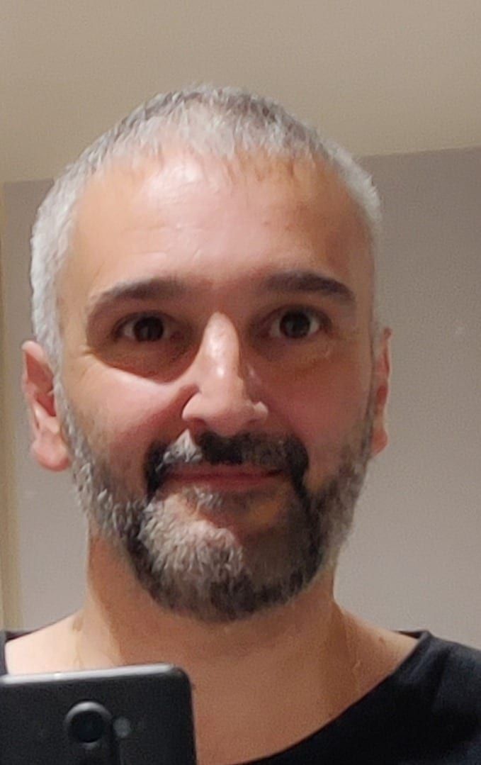 Baris - Bars gay à Melchsee-Frutt Profil de Baris, 30 ans, Bars gay à Melchsee-Frutt (Obwald)