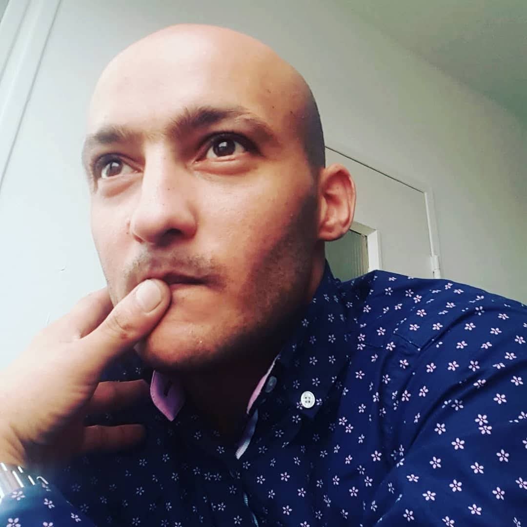 Profil de Chouaib, 26 ans, Bars gay à Les Acacias (Genève)