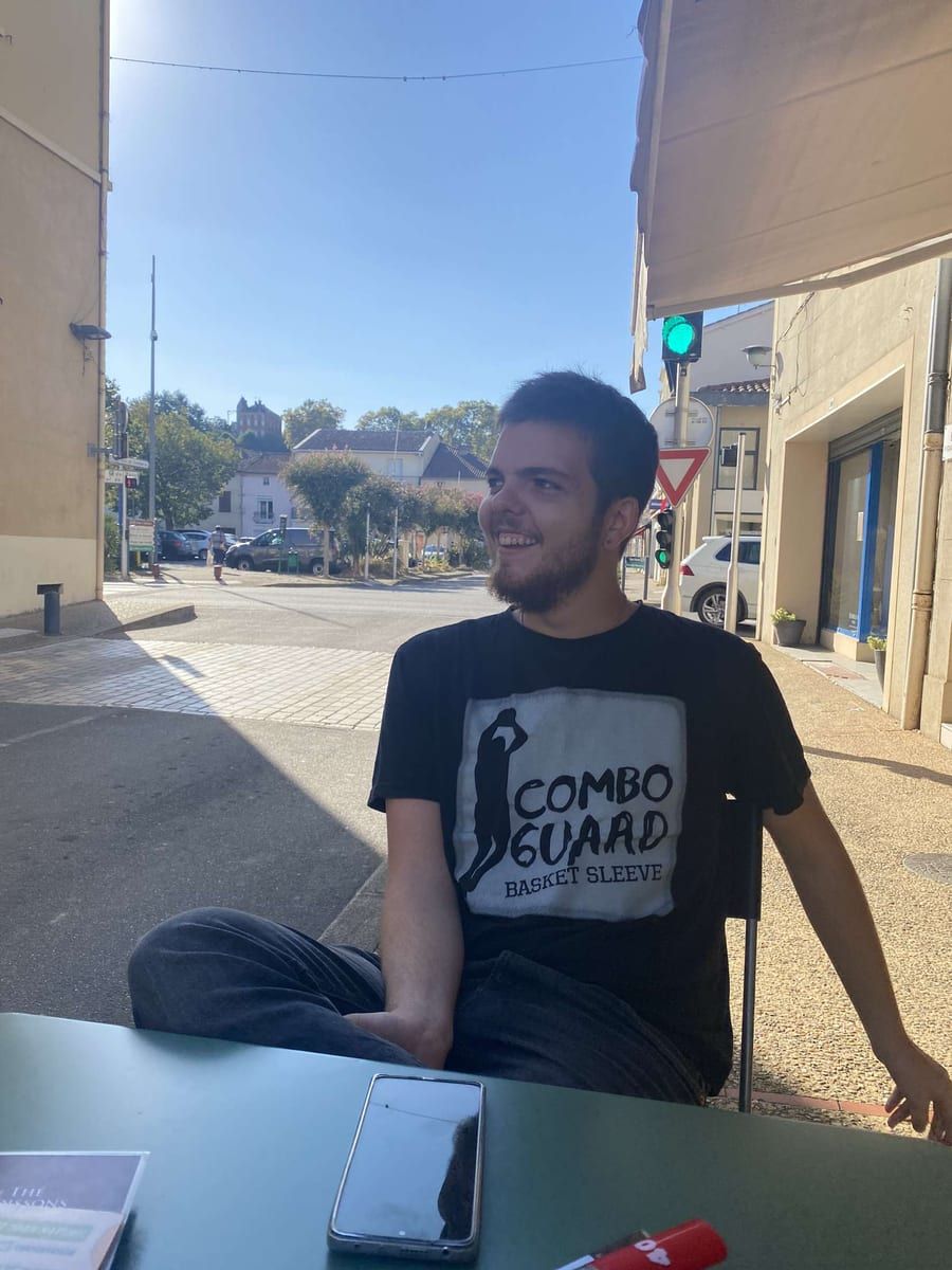 Profil de Jaron, 40 ans, Bars gay à Corbeyrier (Vaud)